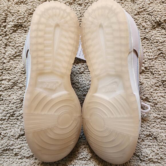 Wmns Nike Dunk Low Light Soft Pink Brand New Sz 8.5 - Picture 6 of 9